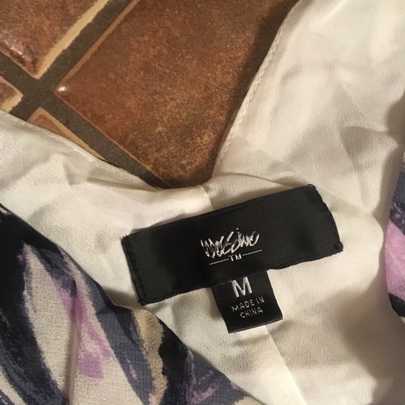 MultiColor Flowy Wrap Dress - Picture 6 of 8